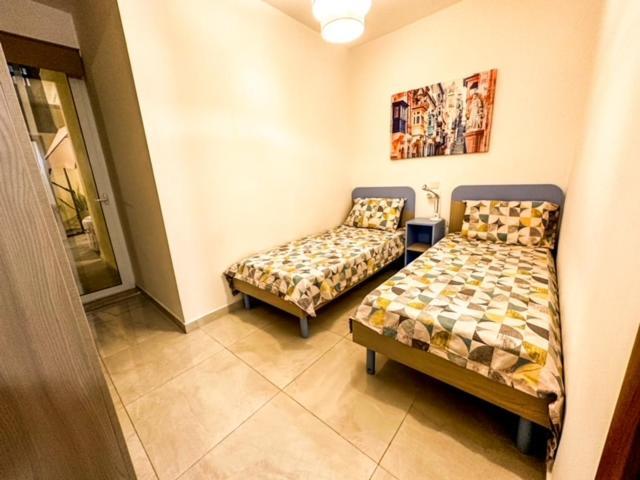 Sliema Jacuzzi Flat Apartment Luaran gambar